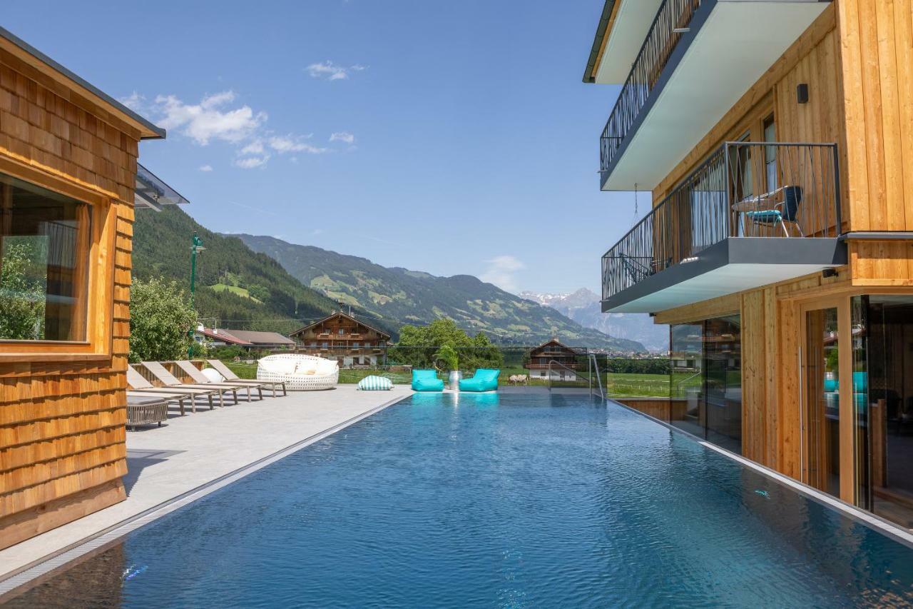 Appartement Zillertal Klee Mit Restaurant Kleementine รีด อิม ซิลเลอร์ทาล ภายนอก รูปภาพ